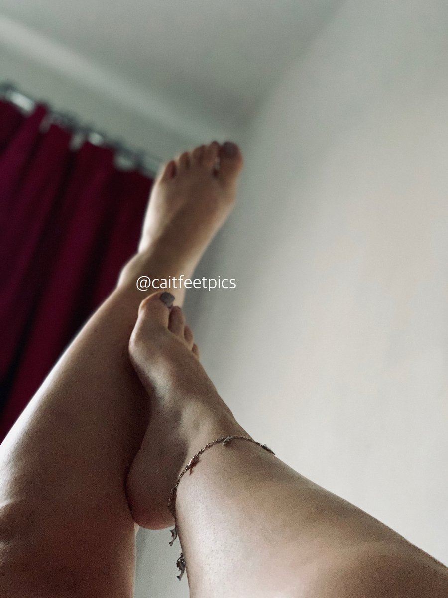 Sell foot pics on onlyfans