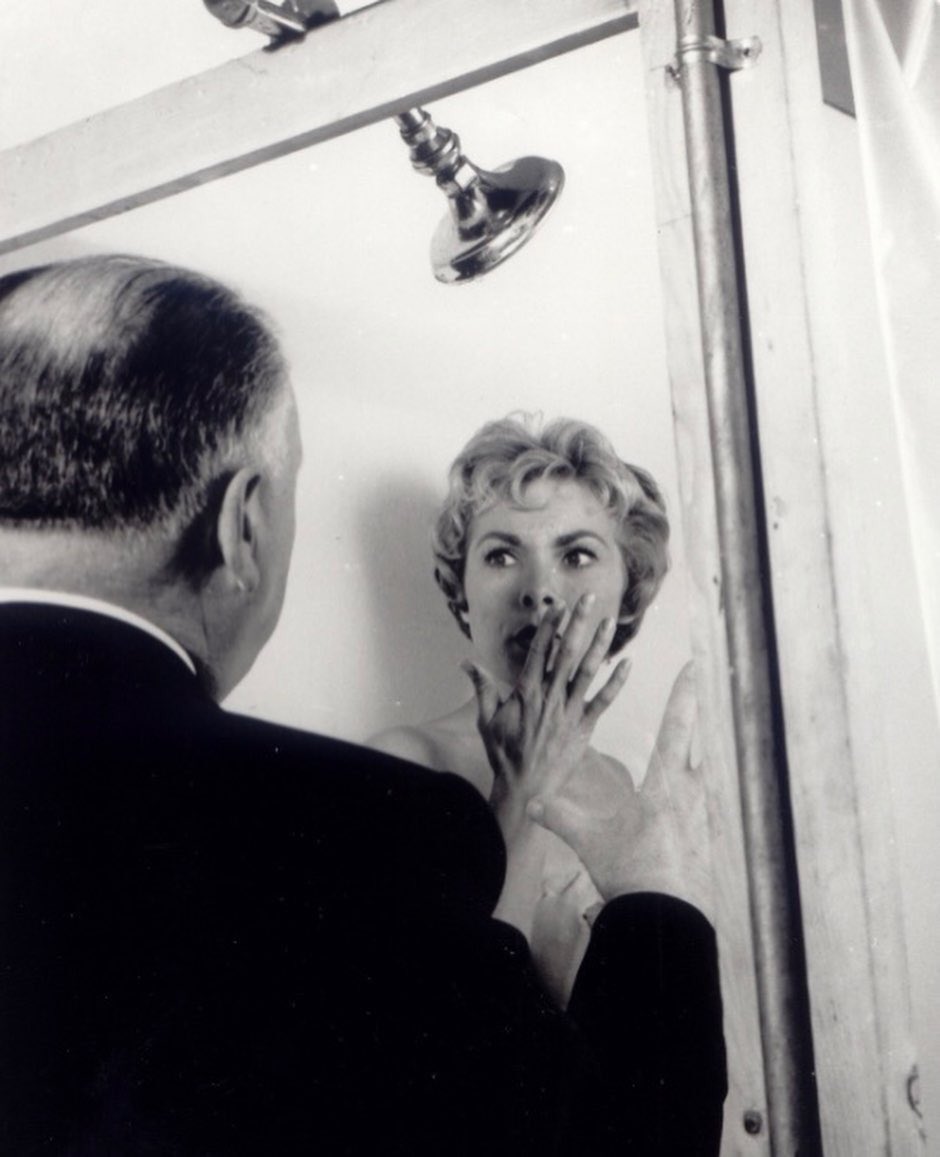 FilmFreeway's tweet photo. After the 1960 release of “Psycho,” Sir Alfred Hitchcock got an angry letter from the father of a girl who refused to have a bath after seeing “Diabolique” and now refused to shower after seeing “Psycho.” Hitchcock sent a note back simply saying, "Send her to the dry cleaners." https://t.co/25MWiY9jev