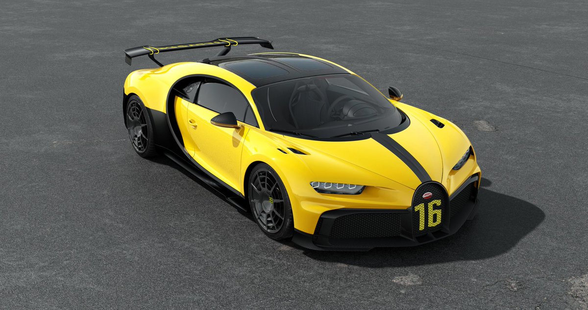 Automobile_001's tweet photo. In a new Bugatti going 200 woooooohh https://t.co/1NSy9AmTx7