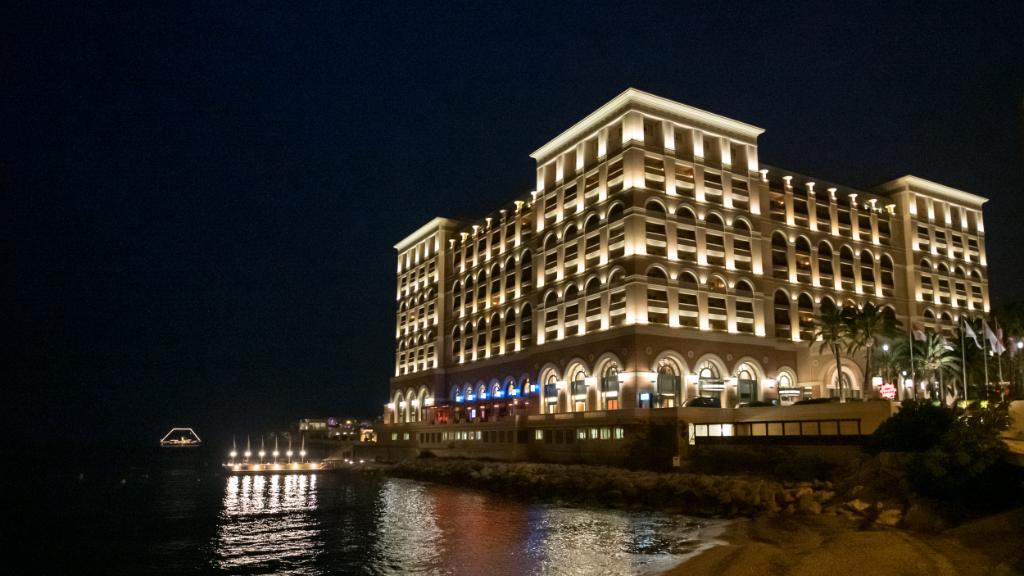 montecarlobay's tweet photo. ✨ Life begins at night …
#night #bluegin #monaco #life https://t.co/T56L7udDva