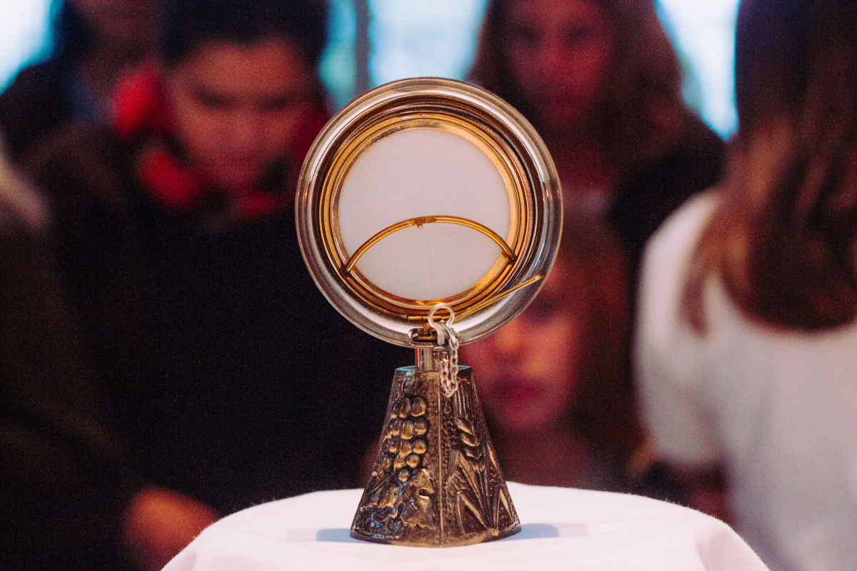 parolecristiane's tweet image. Vivi in modo da meritare di comunicarti ogni giorno.

Agostino d'Ippona