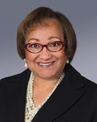 hacg_goldsboro's tweet photo. Congratulations, @AkersTina of @gha450 on your upcoming retirement!  We appreciate your leadership, mentorship, and voice in the housing industry! #CLPHA https://t.co/1YT1yibDWI