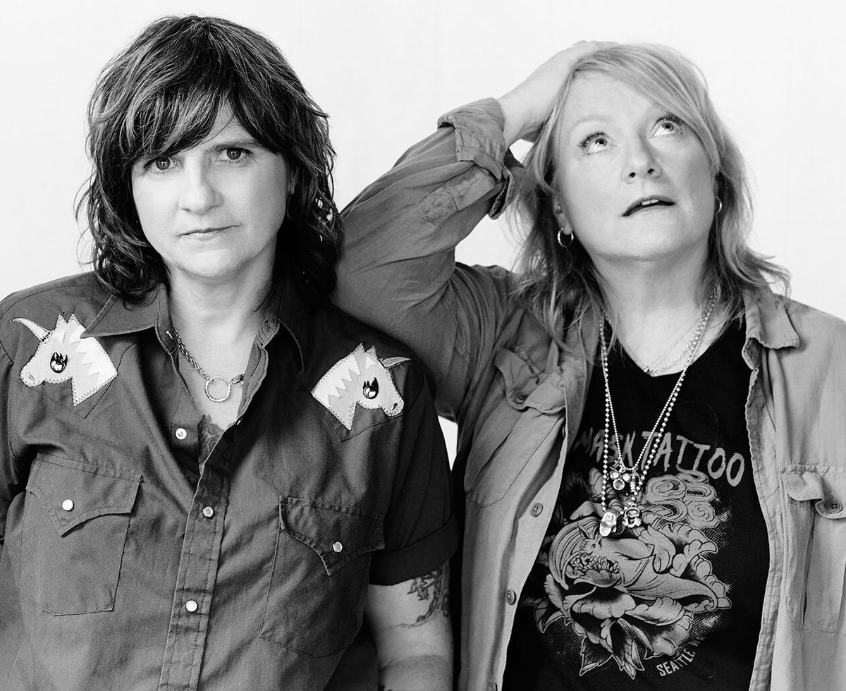 VirtuosityWW's tweet photo. #NowSpinning on #VWRadio
NEW MUSIC from The Indigo Girls @Indigo_Girls 
https://t.co/KKQW7JLK7C
https://t.co/uO5aWrzoVQ
#NewMusicAlert #LookLong https://t.co/UzdkuaHEZX