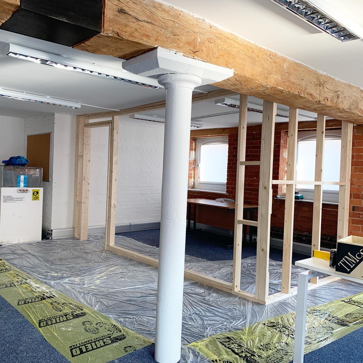 QuaysideWealth's tweet image. We’ve not been hanging around since getting the keys to the new place. Meeting rooms taking shape &amp;amp; the furniture is starting to arrive, from an empty room to a new Quayside HQ and it’s so enjoyable watching it come together! #NewOffice #TeamQuayside #FinancialAdviser #Gloucester