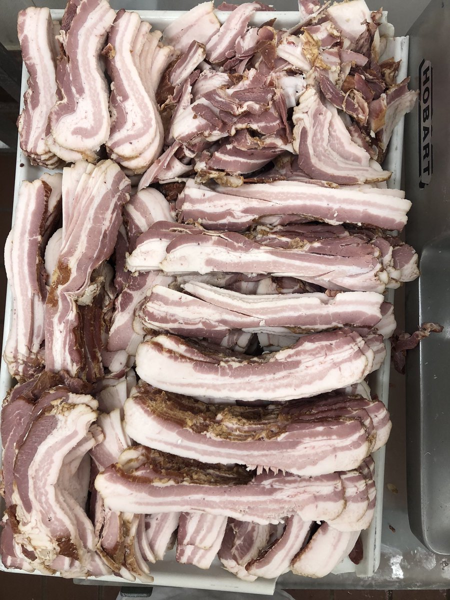 MizzouMeatLab's tweet photo. Baby got {bacon}......we may be out of several of our #Beef products, but we’ve got plenty of #Pork if you’re looking to Mix😉 things up! https://t.co/Zs2ByJc4EB