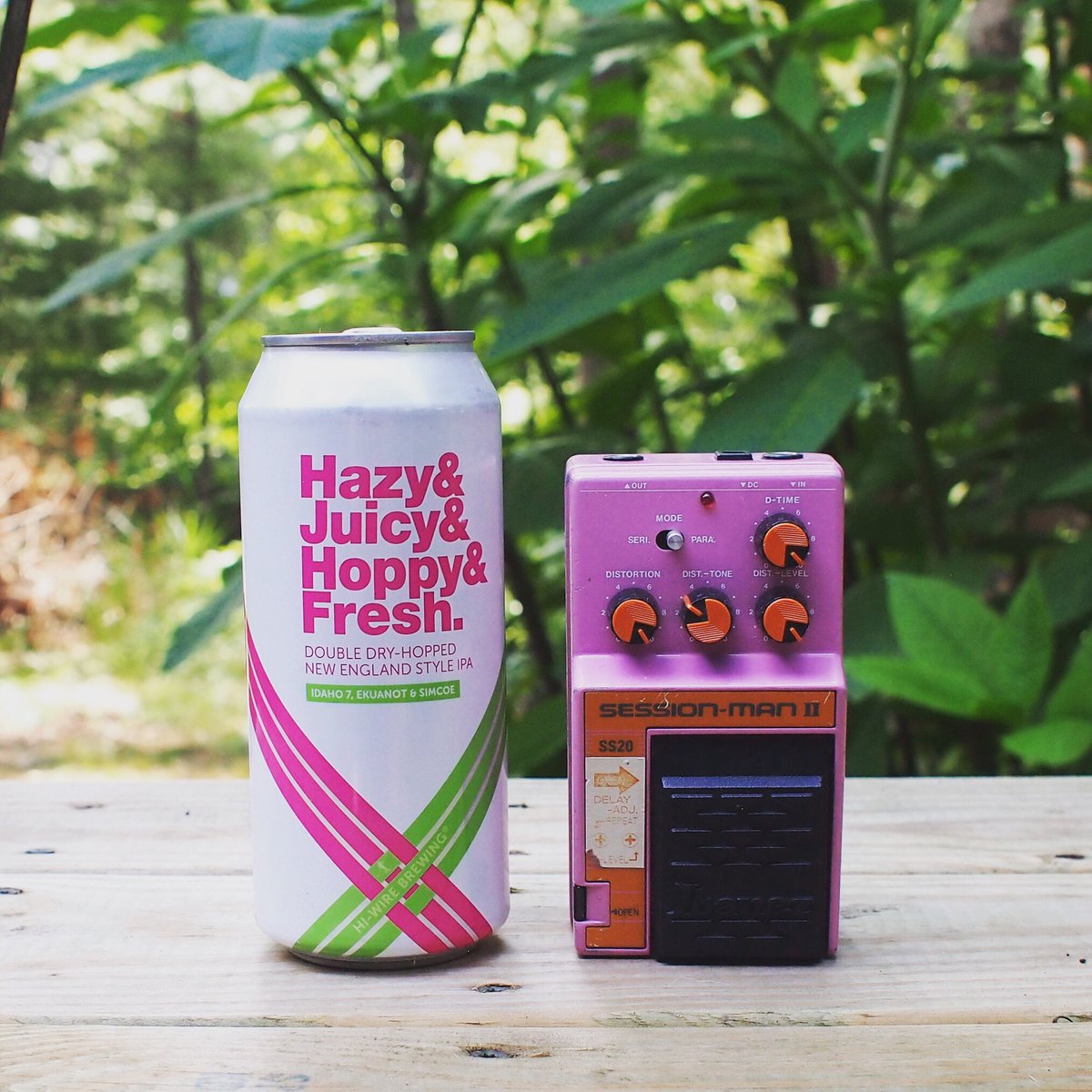 beerandpedals's tweet photo. A @HiWireBrewing Hazy&Juicy&Hoppy&Fresh Double Dry Hopped NE IPA paired with the SS20 Session-Man II Delay Distortion from #ibanez
.
@ibanezofficial @VintageIbanez #hiwire #ipa #delay #distortion #pedaloftheday https://t.co/U6xCqVLN9q