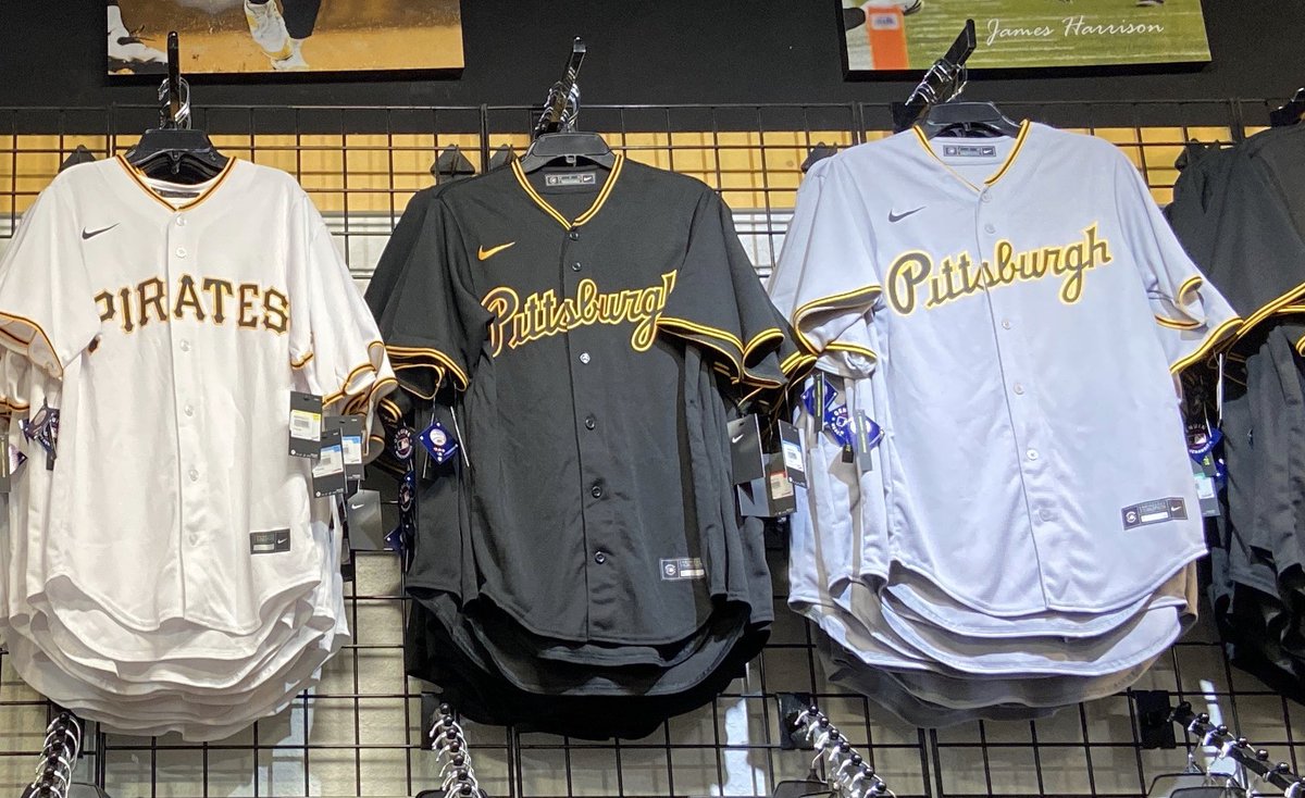 defyoupitt's tweet photo. Baseball is back!
Retweet this for your chance to win a new Buccos Baseball jersey! 
Winner will be selected once we get 4200 Followers! https://t.co/GBSfX0izlD