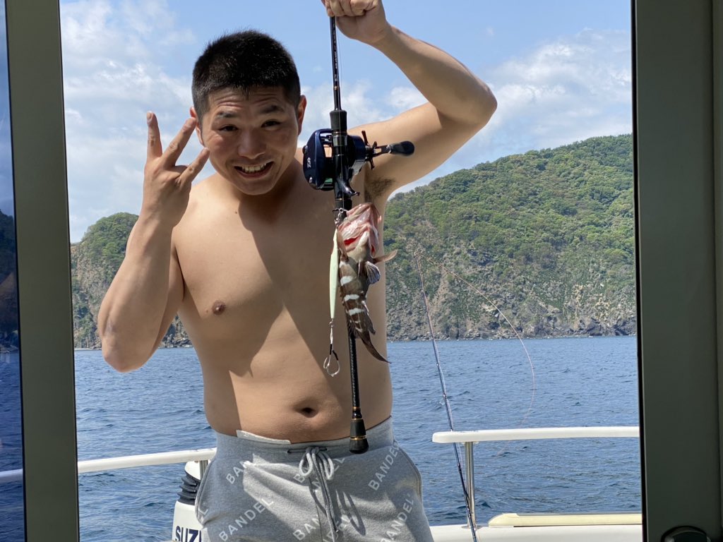 名駅来たけど洒落せやつばっか、8割の奴は10秒で沈めれる(道路で写真撮んなや)