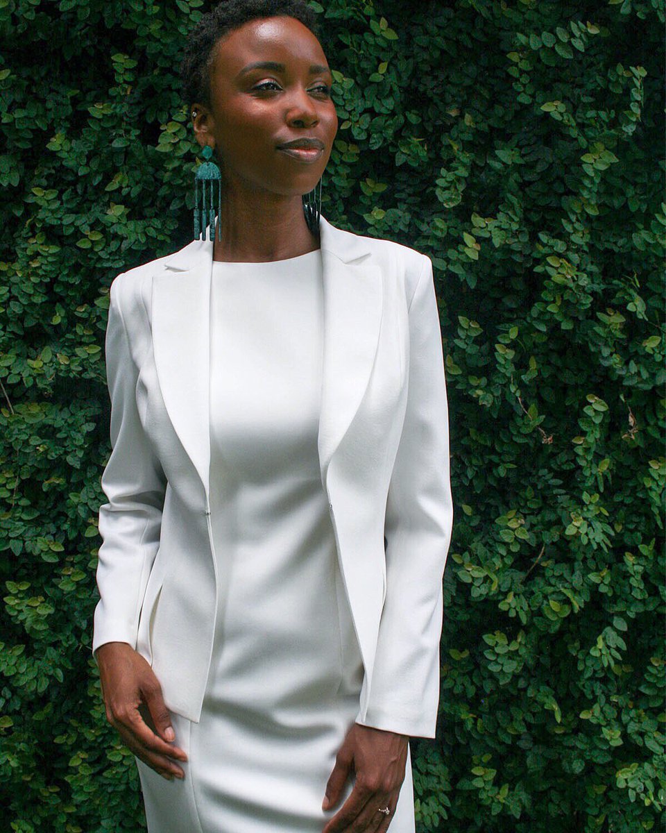 amberleaf's tweet image. There is always something to smile about, but today it’s all about Hazel. Our new Hazel Blazer has that extra something, that class and style that becomes a staple in your wardrobe. Happy #Wednesday Y’all 🤍