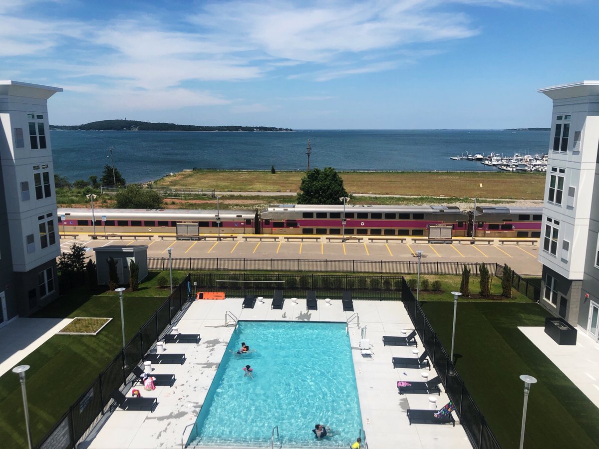 We're so glad that Harborwalk Apartments residents are enjoying the pool!

#LiveHarborwalk #poolside #summer2020