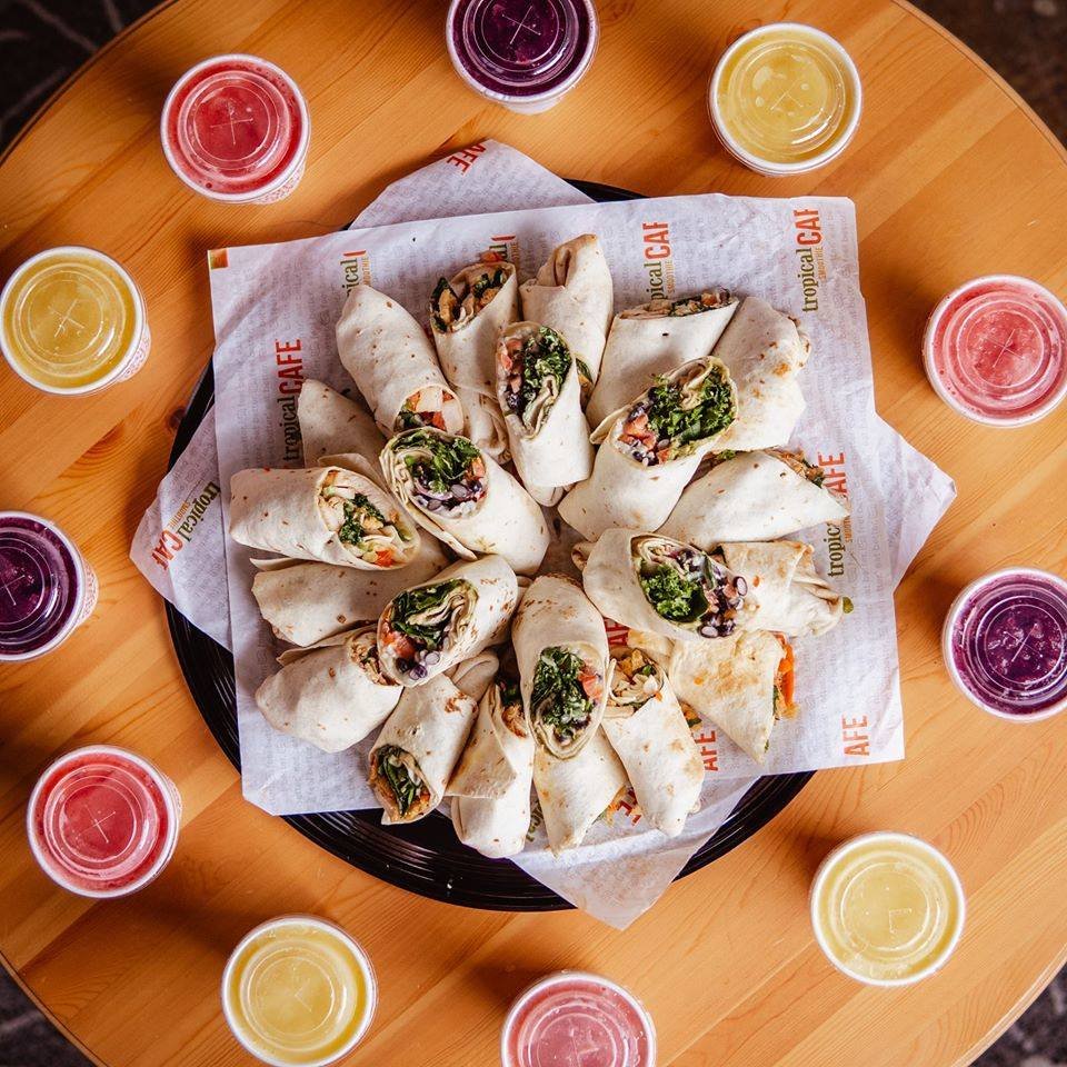 FDSmoothie's tweet photo. ▪️Having an upcoming event or Graduation Party?!▪️

We would love to Cater it for you! Call us today to place your order 😎

#Cattering #EveryoneLovesSmoothies https://t.co/50Cx29NIhz