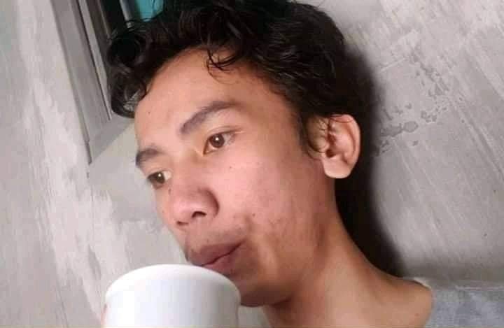 iNerd__'s tweet photo. Agaknya macam ni la kan rasanya kalau jadi air panas 😂 https://t.co/RldPcmSmji