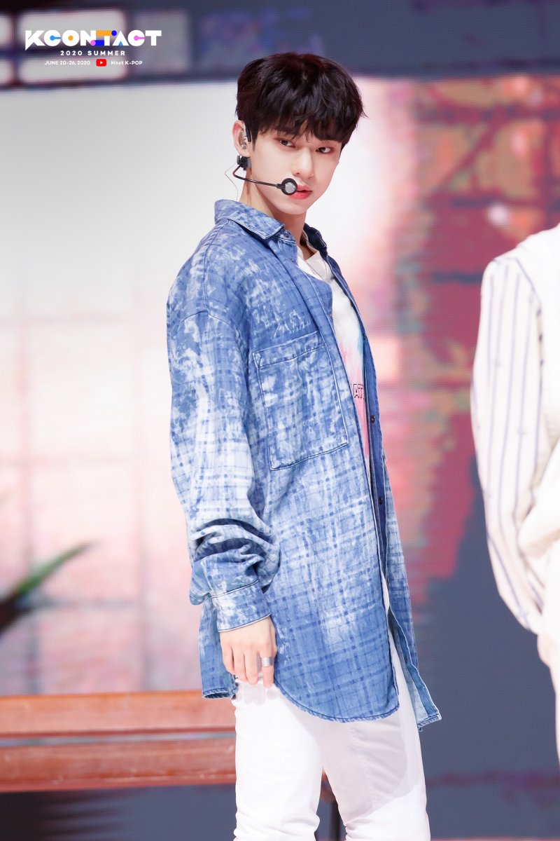 KCON_official's tweet photo. [KCON:TACT 2020 SUMMER] DAY 5 #AB6IX

@AB6IX vividly showed their charms today at #KCON !

▶WATCH #KCONTACT NOW: https://t.co/r2LY9moQI2 
#KCON #KCON2020 #LetsKCON247 https://t.co/bCwrmShSD2