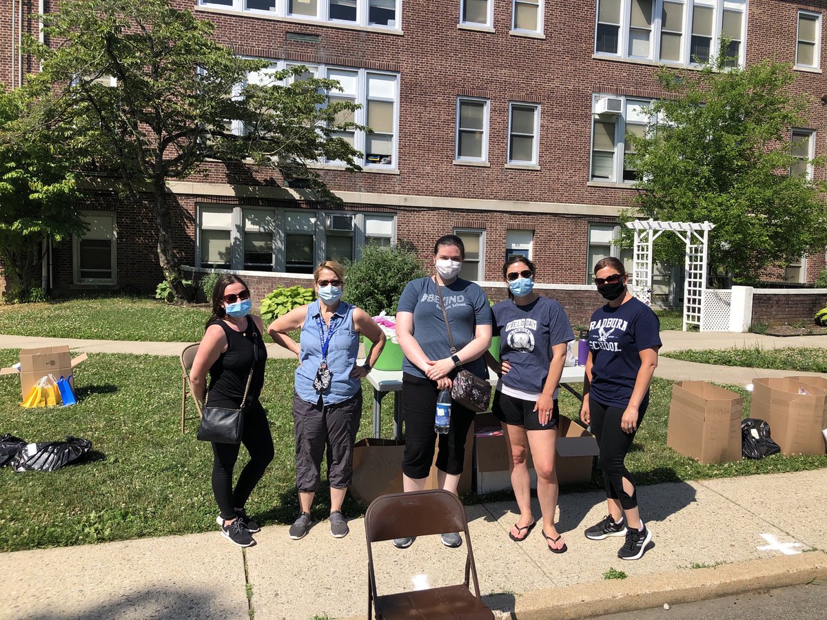 RadburnSchool's tweet photo. Thanks to Mrs. Connolly, Mrs. Tsinkelis, Miss Galligan, Mrs. Murphy, Mrs. Adams, Mrs. Braff, Mrs. D’Angelo, Mrs. Galloway and Mrs. Owens for helping out with student material hand out! #RadburnEagles https://t.co/8fsE3DN3ta