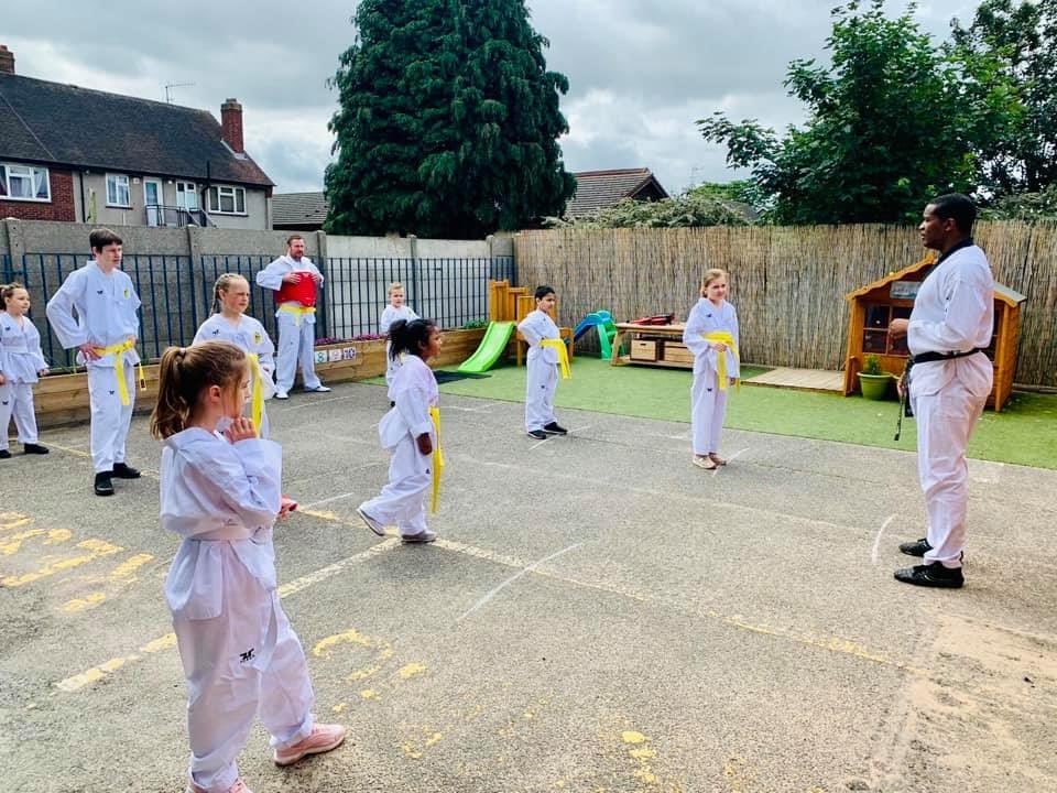 📣 We’re offering a FREE #taekwondo taster session for kids this Saturday 27 June (11.30-12.30) in our centre’s garden. Keep fit & have fun in outdoors 🌞🌸🌱
🥋 For children aged 5 to 12.
Limited availability. 
Contact us to book your space! 
#Dagenham #LBBD #OfstedRegistered