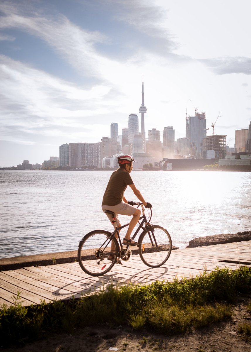 hisvisions's tweet photo. It is not good to dwell on dreams and forget to live #toronto #torontomind #canoncanada #awesome #love #art #nature #torontoclx #narcitycanada #streetsoftoronto #lovetoronto #6ixwalks #photography #travel #torontoontario #photooftheday #beautiful #amazing #picoftheday #cntower https://t.co/e2Gcf7ElNO