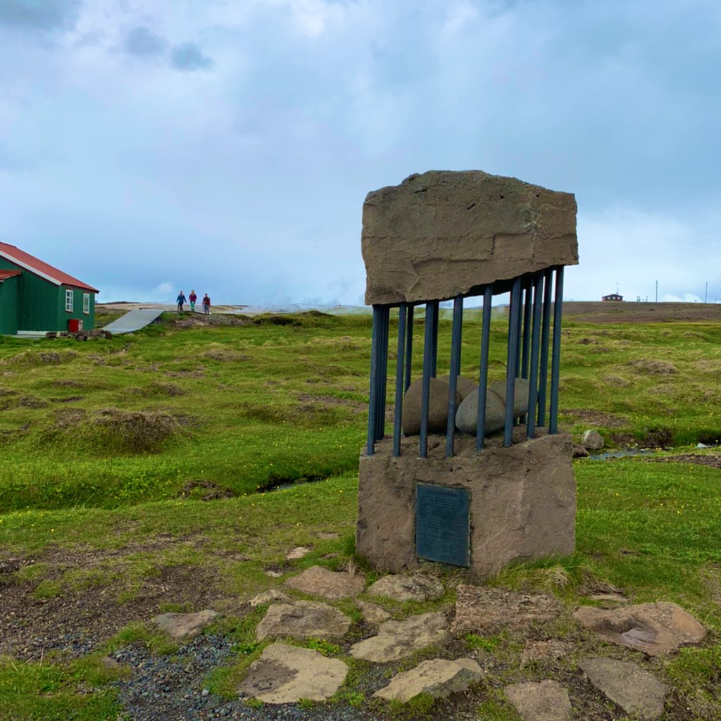 Bebörtönzött kövek