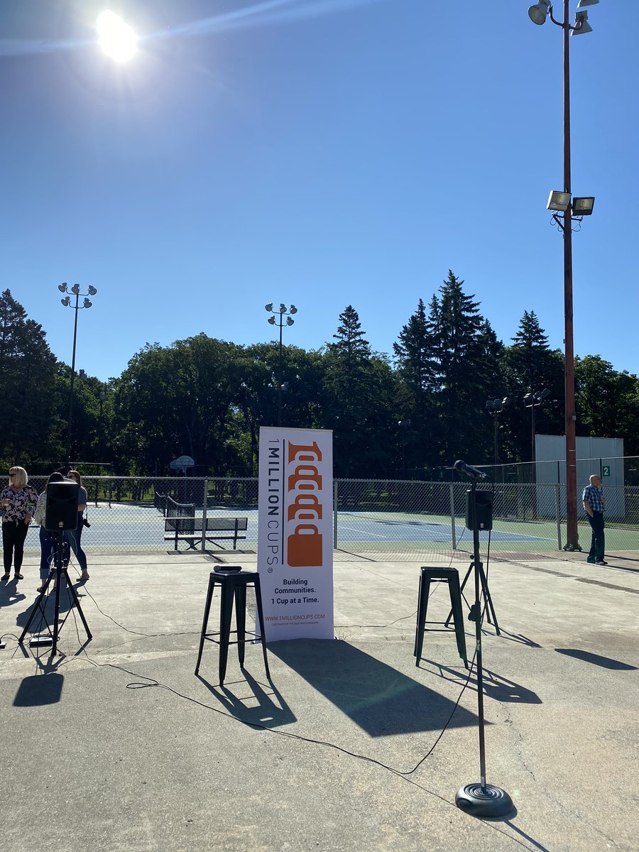 Great to attend @1MillionCupsFar at the Island Park grandstand. Thanks <a href="/emergingprairie/">Emerging Prairie</a> for creating a safe inclusive space for community and entrepreneurs to gather.