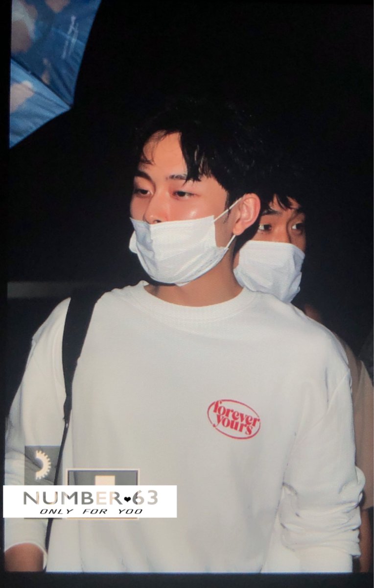 number_63's tweet photo. 200624 퇴근 
우리아가 오늘 너무너무 수고했어용
#선호 #유성호 https://t.co/z1KAk9QtbV