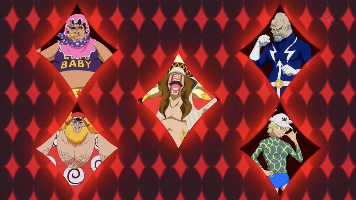  - Arc Dressrosa - 2/46Doflamingo a sous ses ordres 3 grands sous chefs : Pica, Trebol et Diamante qui ont eux mêmes des officiers sous leurs ordres.Joker Aka Doflamingo organise un tournoi avec en prix pour le vainqueur le fruit de Ace le Mera Mera no Mi :