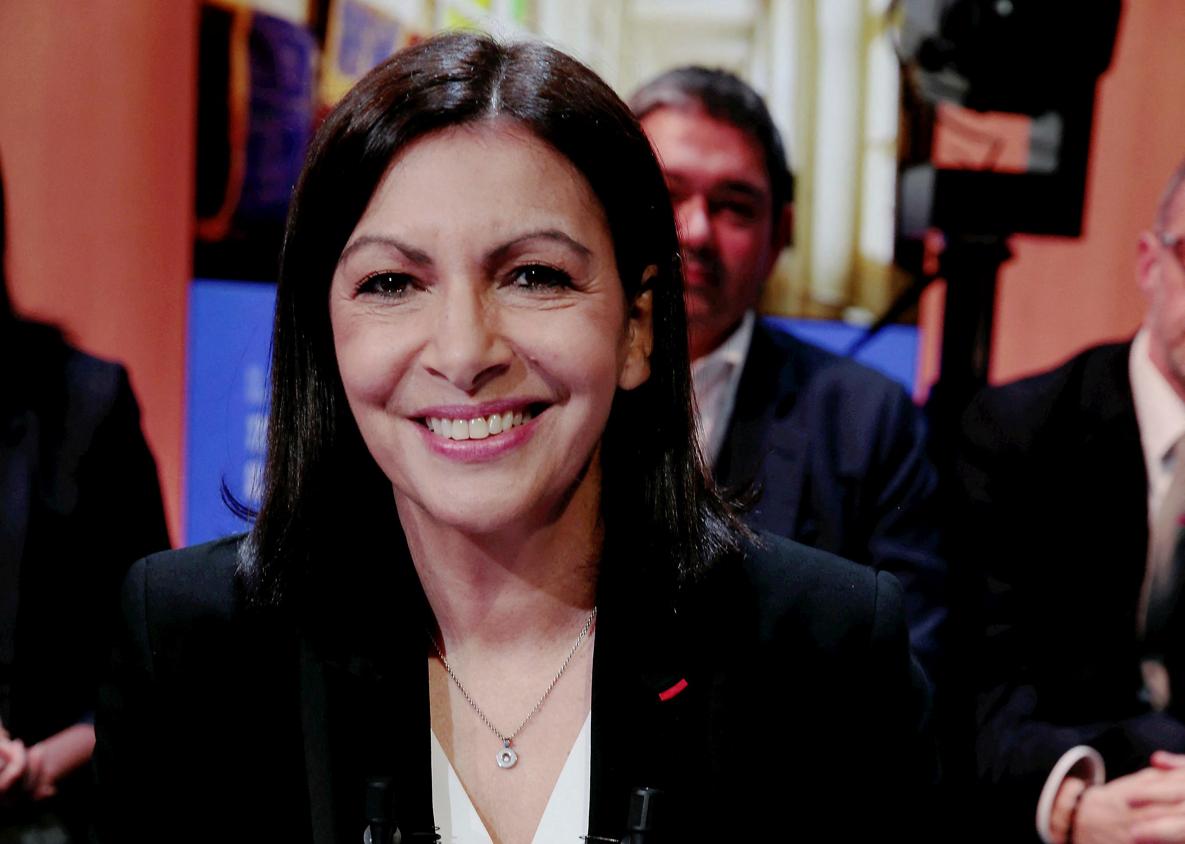 Anne Hidalgo a indiqué à des représentants de l'intersyndicale du groupe Altice (propriétaire de BFMTV) qu'elle tenait par ce geste à les soutenir > leparisien.fr/politique/muni… #BFMTVENGREVE #MunicipalesParis