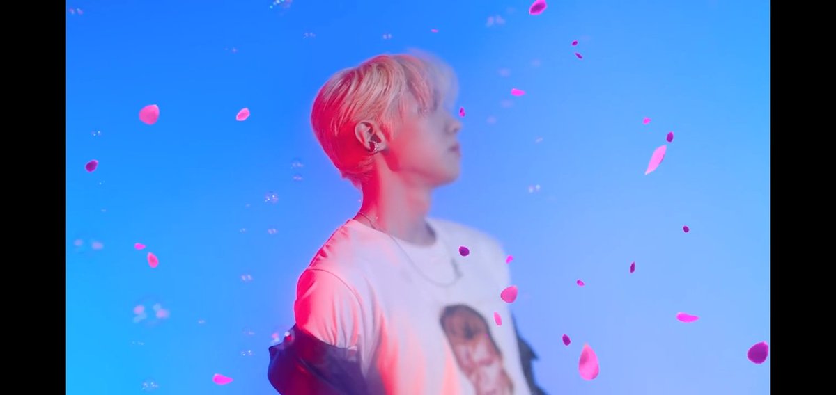 fixon1117's tweet photo. 'Cassette'        //  'Karma' makes 
makes me      //me want to 
stay in bed    // dance in my 
and think      //   room
about life

#DEMIAN #데미안 #KARMA #카르마 #DEMIAN_COMEBACK https://t.co/esFEXL4Wpz