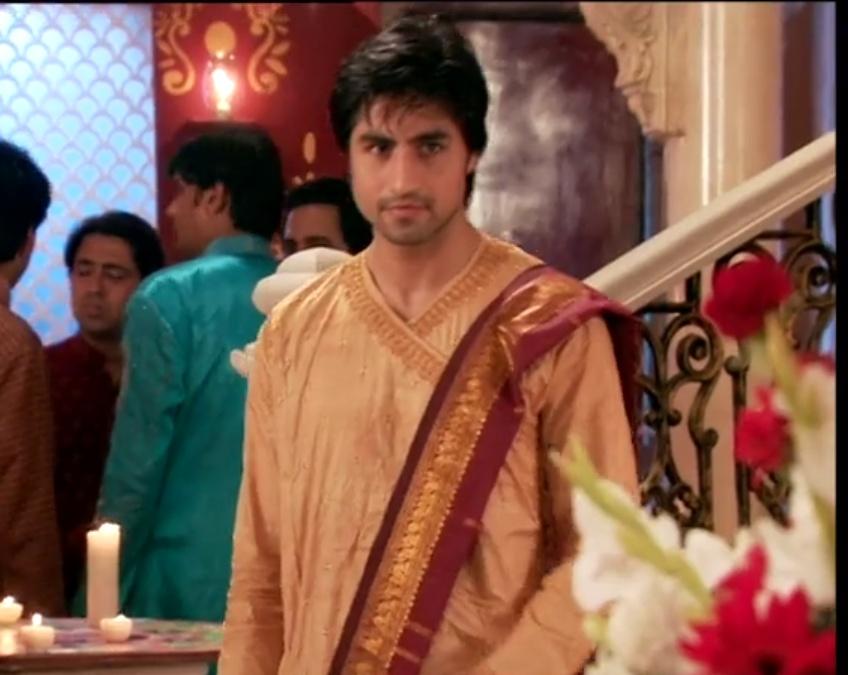  #HarshadChopda #TereLiye #TereLiyeOnHotstar #BepannaahTraditional Bengali lookEkdum Babu moshai lag Raha hai