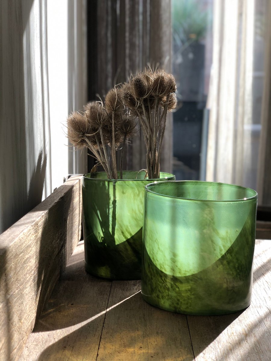 MTsfeeridee's tweet photo. 𝐙𝐨𝐦𝐞𝐫𝐬𝐞 𝐯𝐚𝐳𝐞𝐧
Deze gave zomerse vazen vind je nu in onze webshop https://t.co/E7F6RNgYSm https://t.co/bj0Koa2jn0