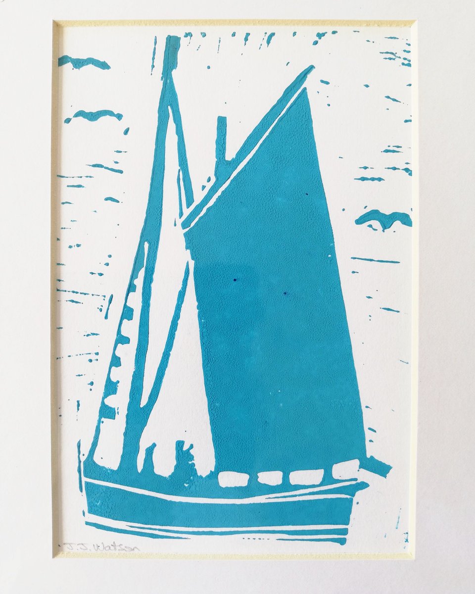 PebblesJennifer's tweet photo. Three linoprints as part of the #artistsupportpledge today - available in my website shop at https://t.co/UuRjTbabns #fifie #boats #linoprint #kingscollegeaberdeen #originalart #printmaking https://t.co/f6NS18X0gW