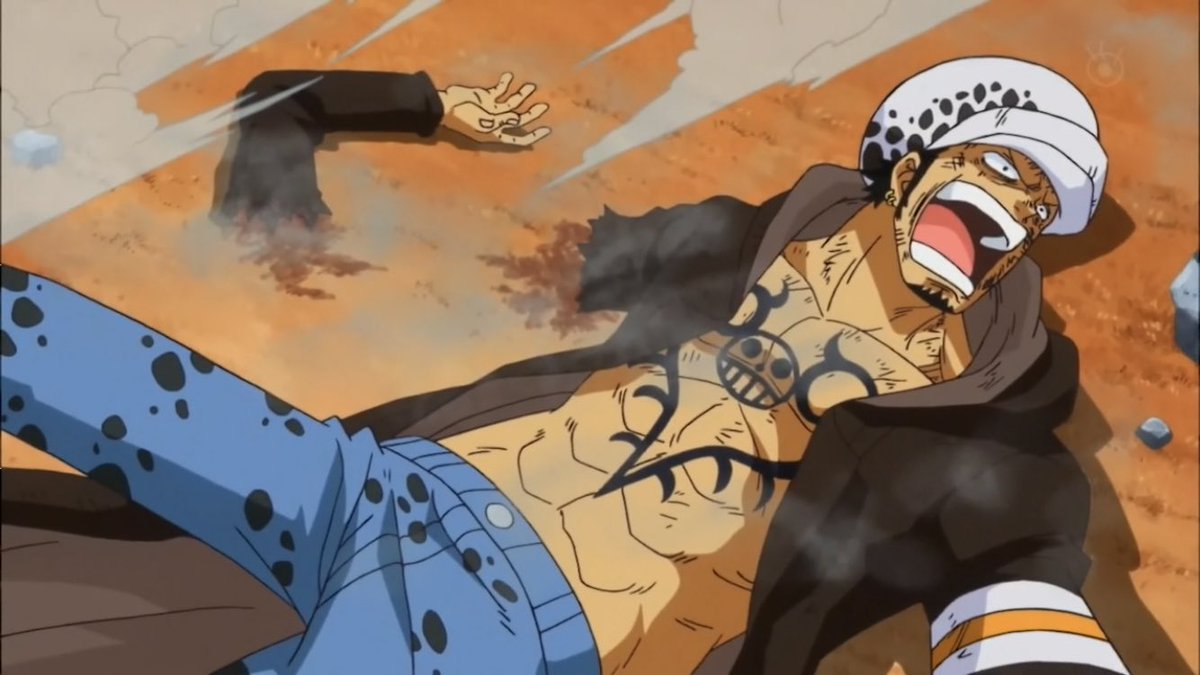  - Arc Dressrosa - 35/46Law perd un bras pendant que Luffy affronte Bellamy qui comprend que son vraie modèle n’est pas Joker mais bien Luffy.Pendant ce temps Kyros bat Diamante et les duels continuent avec les officiers :