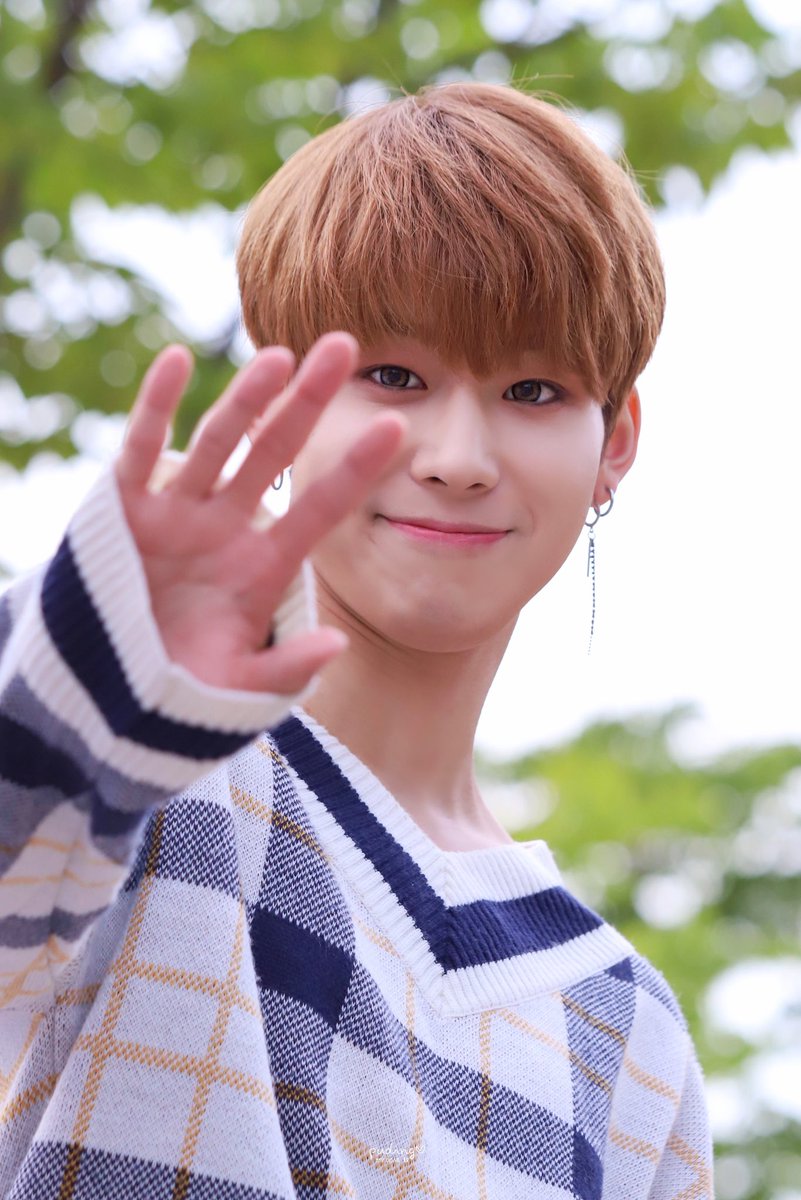 bouniii_0625's tweet photo. 💗#HAPPY_BOUN_DAY💗

내 최고의 마지막 아이돌 바우니
생일 축하해 보라해 🌈✨
앞으로도 계속 응원할게❕

#TARGET #타겟 #바운 #ImBOUN  #HBD_BOUN 
#バウンくん_おたんじょうびおめでとう
@TARGET7_K https://t.co/z1YOlMHbY0