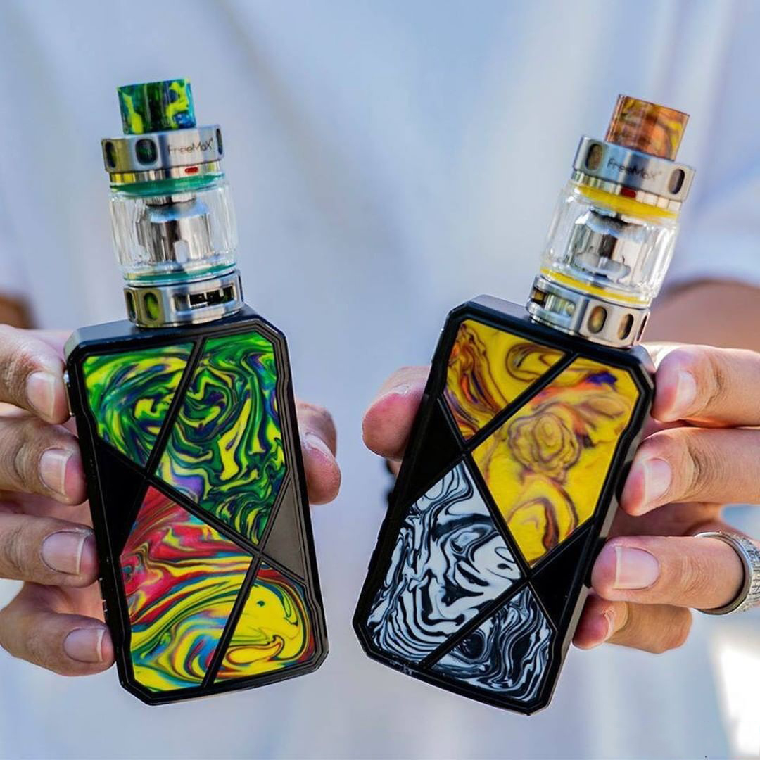 3Avape's tweet photo. Unique Design😍
__
FreeMax Maxus 200W TC Starter Kit with M Pro 2 Tank
::
{Pre Order} https://t.co/NB9zigYquu
::
#freemax #maxus200w #vape #3avape #vaping #vapor #vapers #vapeon #vapefun #vapdesign #vapecolor #vapefam #vapegirls #vapefancy #vapefashion #vapelover https://t.co/De7S66mFNf