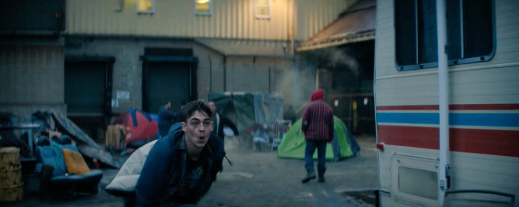 loulouspooks's tweet photo. Hero Fiennes-Tiffin looking mighty finee in "The Silencing" https://t.co/XH10s6WStT