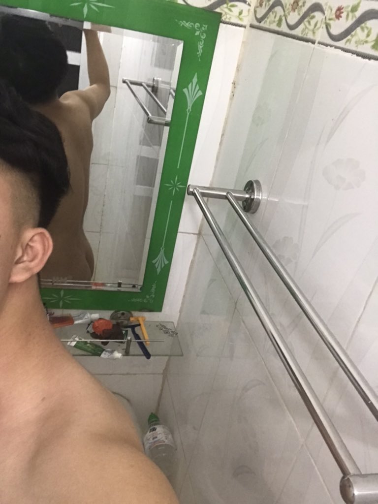 HuyBot7's tweet photo. Chim to bố lo đc mày https://t.co/l7uR3ROsx4