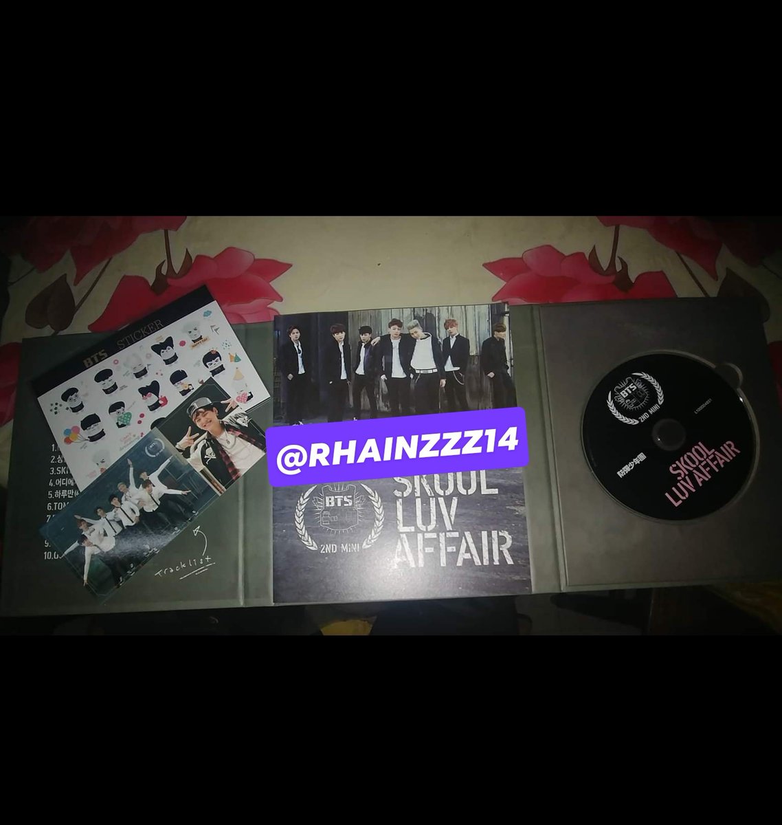 MY MERCH'S THAT I BOUGHT FROM  @7DistrictShopPH First Purchase, I bought this wala pa ung buong  @7DistrictShopPH  @7thDistrictPH.. i asked if there's available BTS albums.. and may SKOOL LUV AFFAIR daw! Grabe i was so happy talaga nun! So i bought it right away [thread]