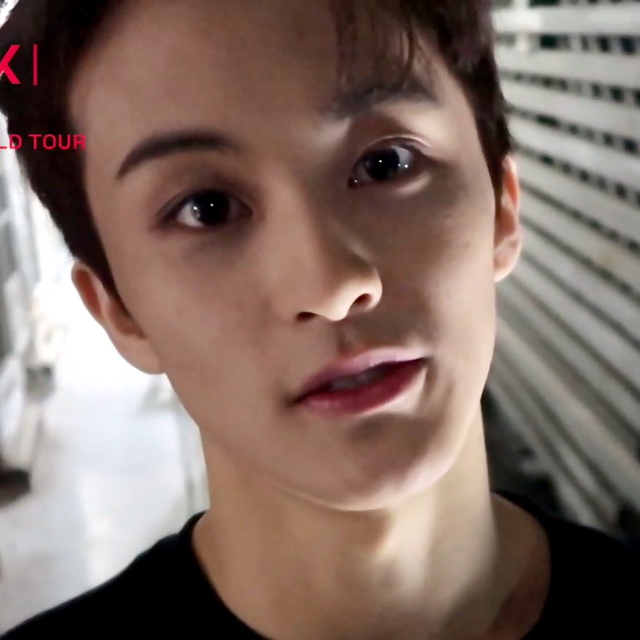 แกลองมองในตาเค้า จะมีสายตา🥺