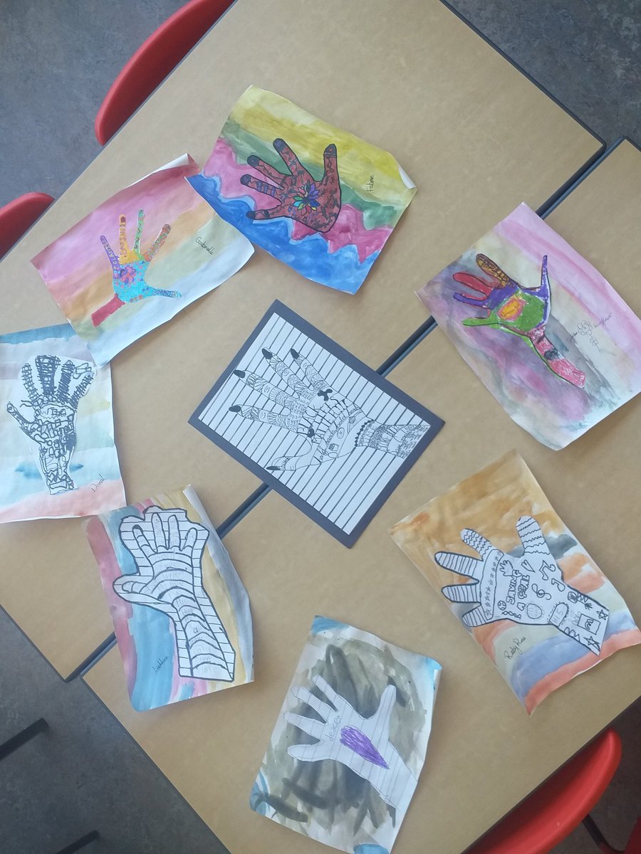 SpringCPS's tweet photo. Thank you @StLawrenceCEPr1 for sharing your fantastic art work. We loved them all so much that Birch class spent the afternoon creating their very own. https://t.co/x4EH4qHfdV