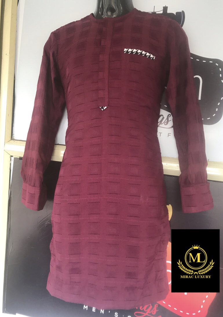 Miiiraccc's tweet photo. How do you like your burgundy kaftan?  Cc @miracluxury 
Kaftan: 15k( as seen in the pic) https://t.co/PneHQsKuGR