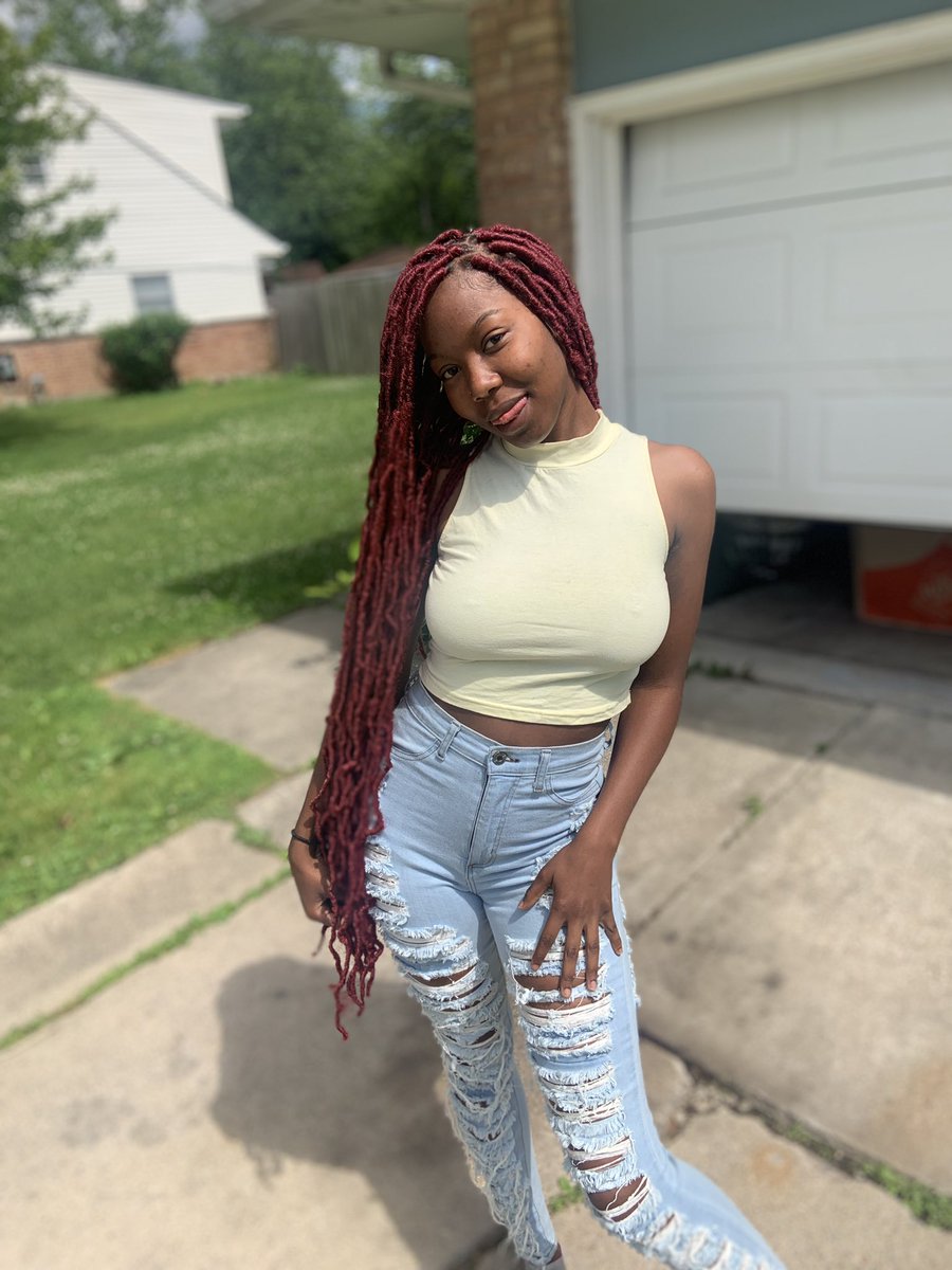 _TheFamousKee's tweet photo. Openings available all week and next week🌸 click link below too book. Also follow my ig @locsbykierraa☺️

https://t.co/C7JYN5SlHd https://t.co/DyPnGGNdRa