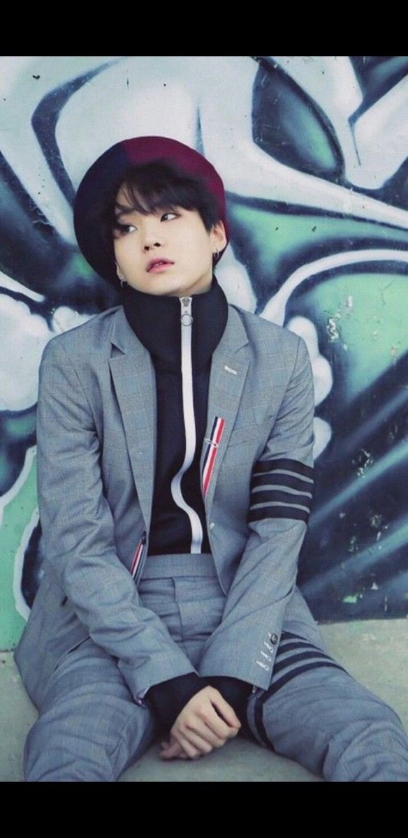 Fake love era look with that curly hair yes yes.