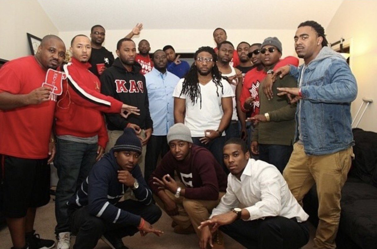 vinodahost's tweet photo. Yaw know today is the Goat Bday 🐐. LLTmacc I miss you bro everyday. I wish we could be taking over the city together but I know you helping me out from above. #TakeovaENT #ASUTwitter #Nupes https://t.co/5k235cFAJn