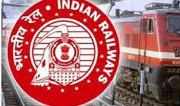 mljoshi19's tweet photo. #रेलवे #आठ_लाख_मानव_दिवस_रोजगार उपलब्ध करायेगी
@RailMinIndia @PiyushGoyalOffc 
#railways
https://t.co/4Lirem3bAW https://t.co/Z3UJFwX0zq