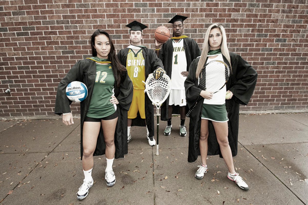 Are you a high school athlete with hopes of getting recruited to play in college or the pros? Check out this $1000 now! 
bold.org/scholarships/f…
