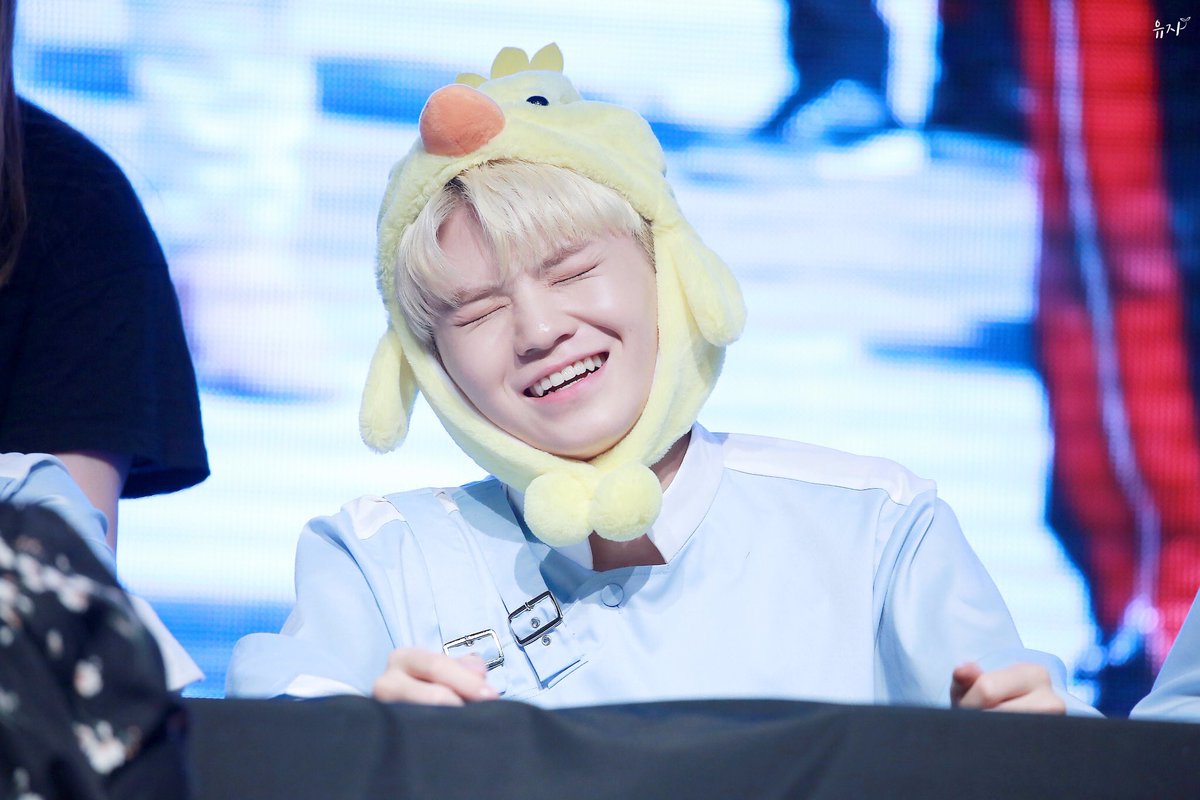 n년전 오늘의 우지 tweet media