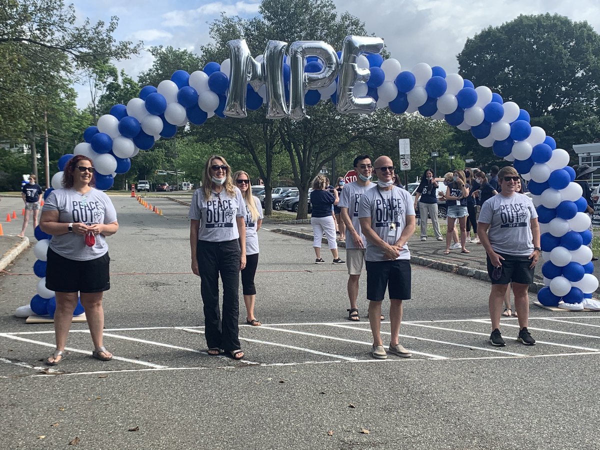 NjMpe's tweet photo. Best faculty, best families, best students!!! #mperocks!!!! https://t.co/NxJXRpobDS