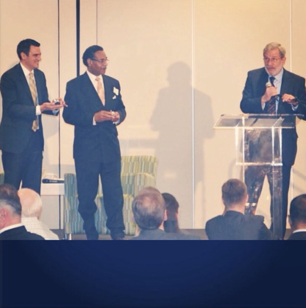 kevinyoder's tweet image. Looking forward to making my second appearance as a special guest to talk politics tonight with @AmPublicSquare at 6:00. @repcleaver and I were on hand for the inaugural event back in 2014. Click here to join tonight’s talk: americanpublicsquare.org/event/cocktail…