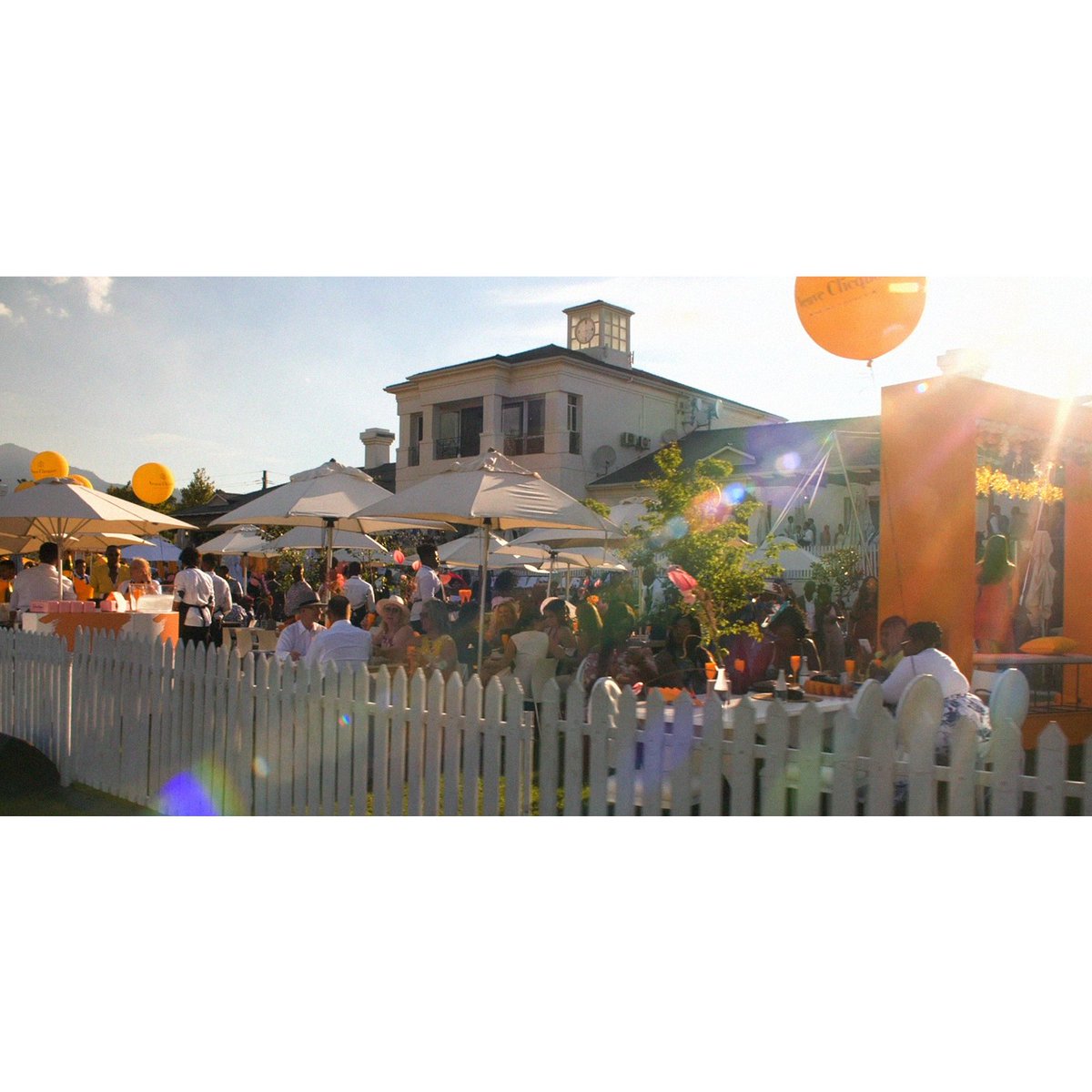 _humanstudio's tweet image. Every year, we get to be a part of the @VeuveClicquot Masters Polo series hosted at @valdevieestate. We help tell the brand story and decade long partnership between @VeuveClicquot and @valdevieestate. We patiently look forward to the next event! 
.
.
#vcmp #wearestudio