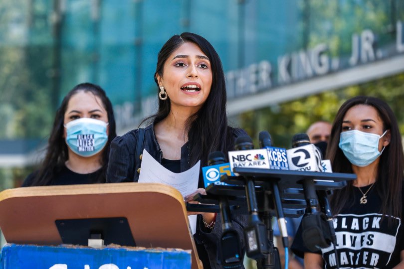 sjsu_sha's tweet image. Meet the faces in SHA who work with the SJSU Human Rights Institute! Lana, Elsa, and Briena read out 31 of the statistics from the full Silicon Valley Pain Index during the press conference at MLK library yesterday🗣 #siliconvalleypainindex