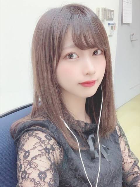 白沢かなえ まず、笑った時の目の形。 あと、ナナニジBlu-ray3巻 白沢かなえ まず、笑った時の目の形。 あと、ナナニジBlu-ray3巻