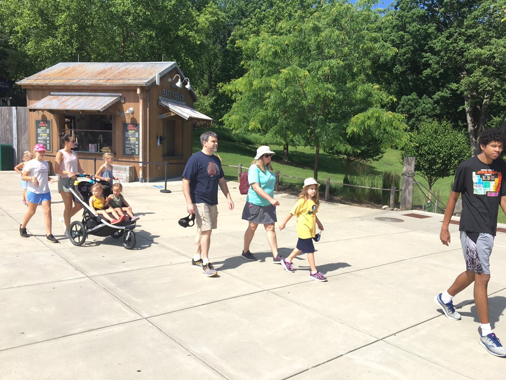 erick_ferris's tweet photo. The @marylandzoo opened this morning for the first time in 3 months because of #COVID19. Smiling faces already!! #baltimore #summer #zootastic https://t.co/pdhmzXYqK8